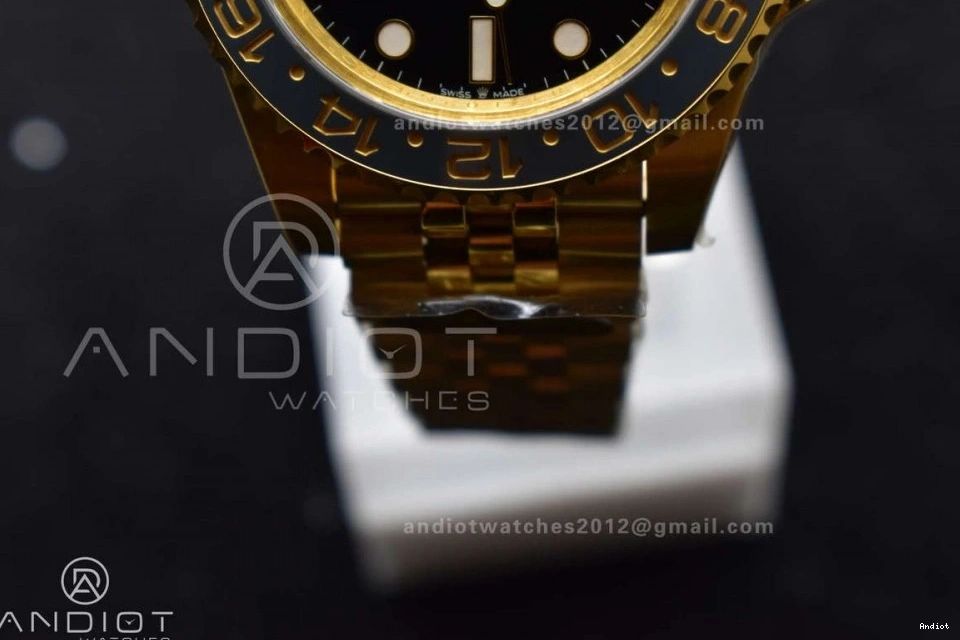 Weight VR3285 on Edition YG 1:1 II GRNR GMT Gain Bracelet Black Master CHS Dial Best Gold Jubilee 126718 Factory 0513
